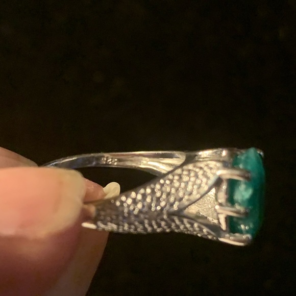 Ring - Picture 6 of 6